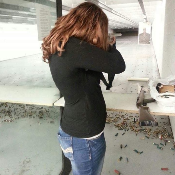 Meet your Posher, Jill - Picture 2 of 8